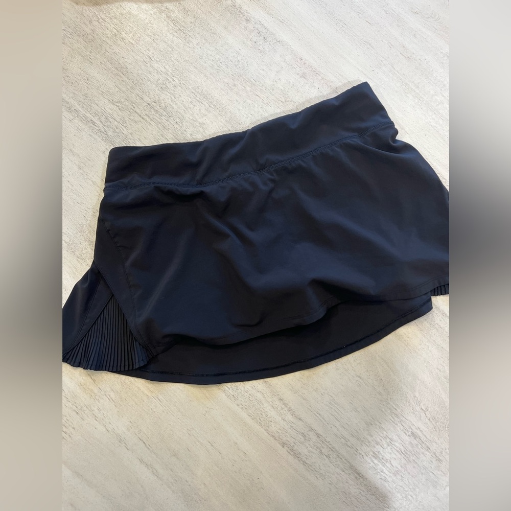 Lululemon Mid-Rise Mini Tennis Skirt